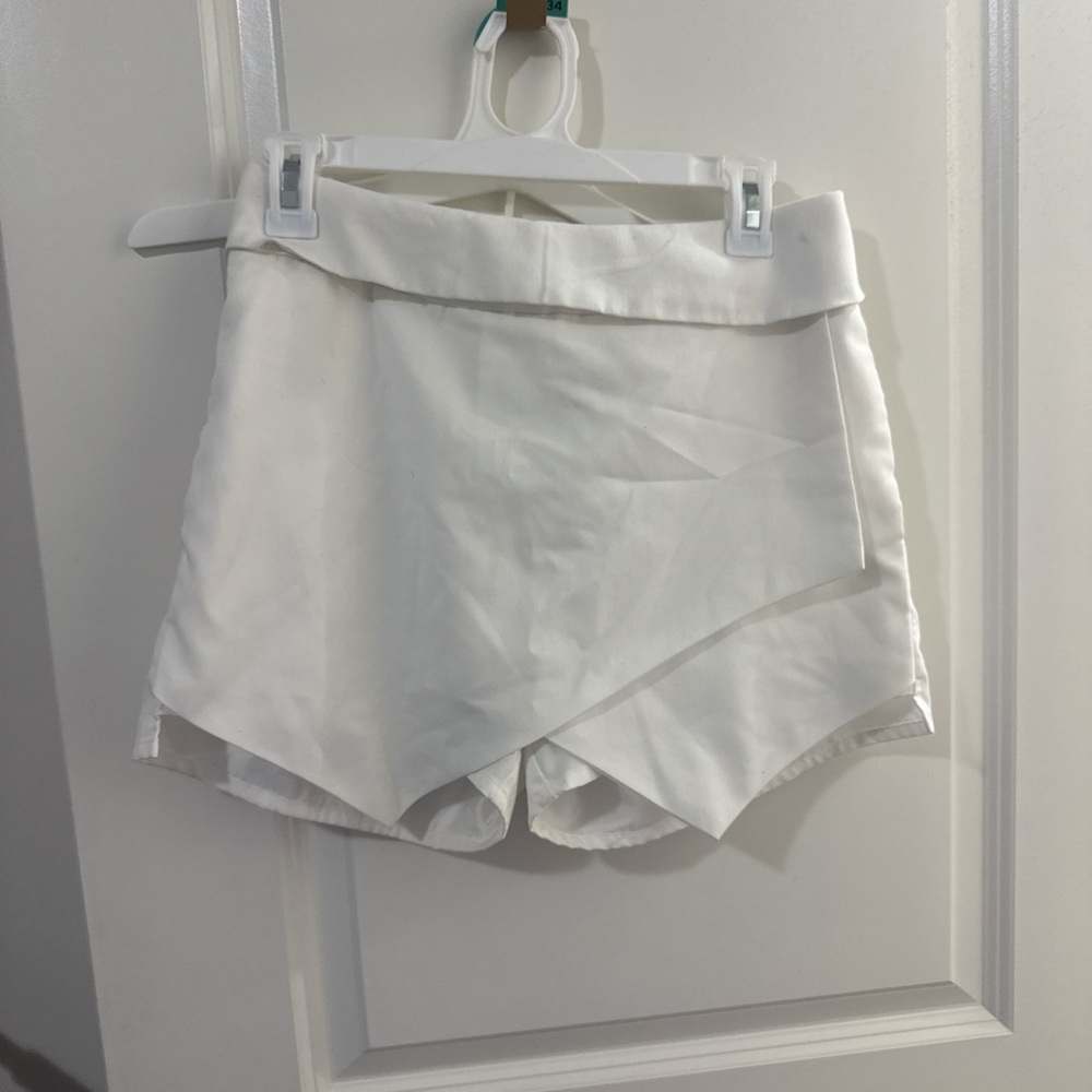 Women's White Shorts